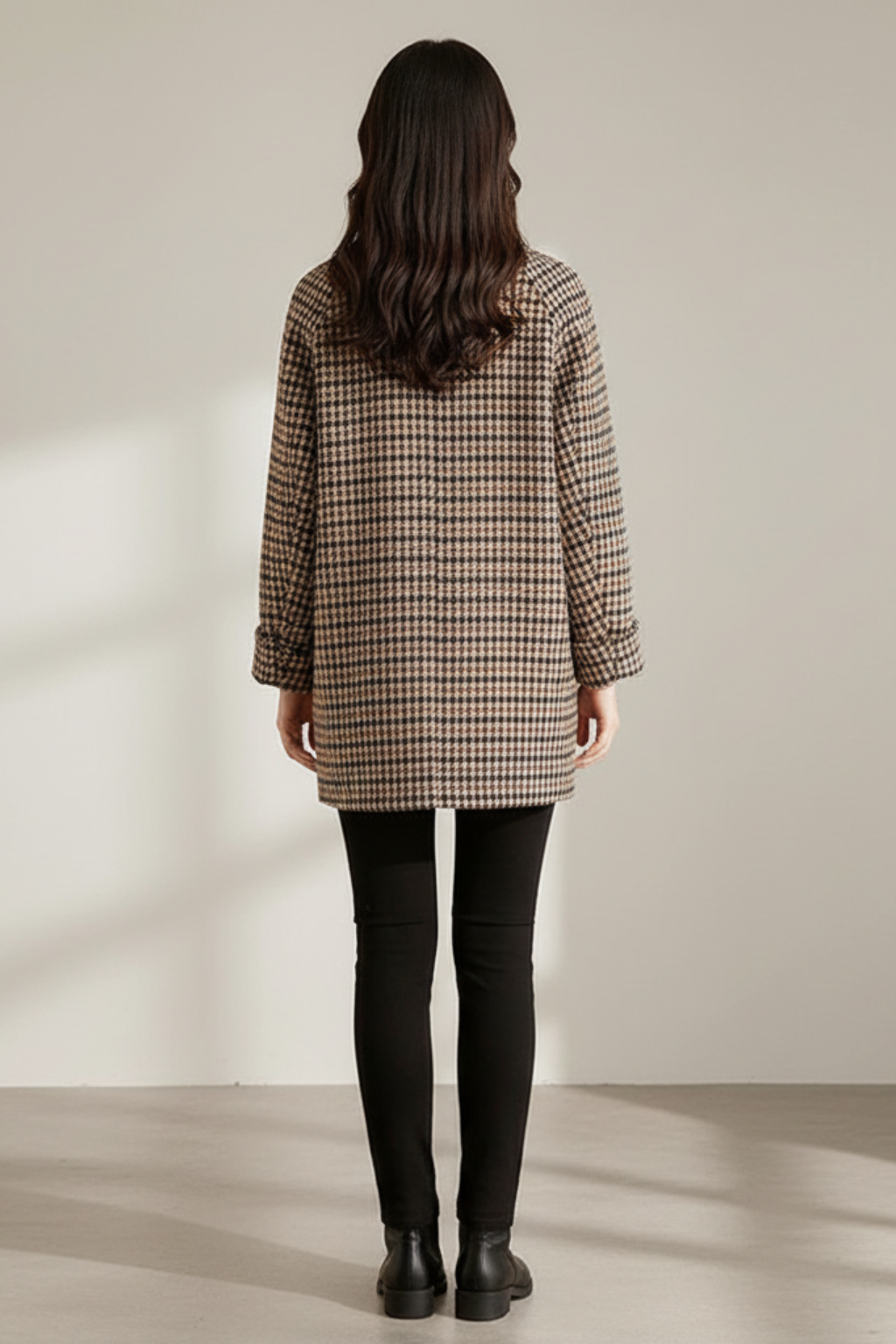Giacca a Quadri da Donna per un'Eleganza Raffinata